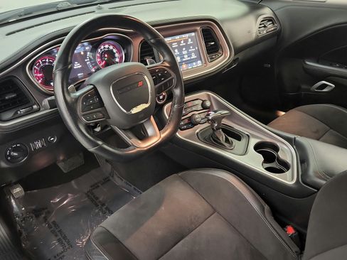 Used 2022 Dodge Challenger R/T Scat Pack RWD image 16