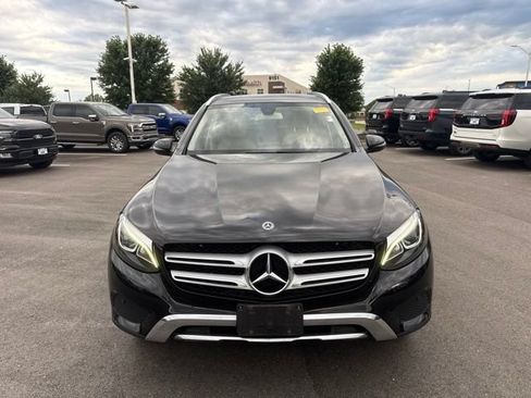 Used 2019 Mercedes-Benz GLC 300 4MATIC image 2