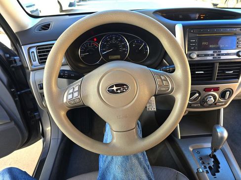 Used 2010 Subaru Forester 2.5X Premium image 19