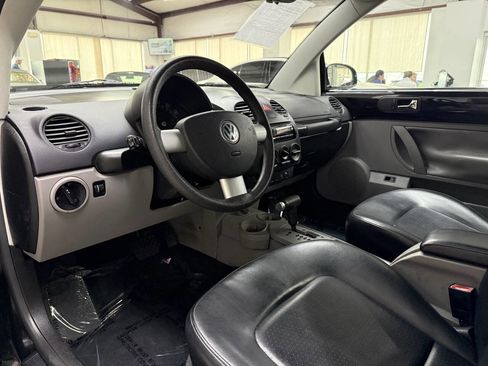 Used 2005 Volkswagen Beetle GLS FWD image 15