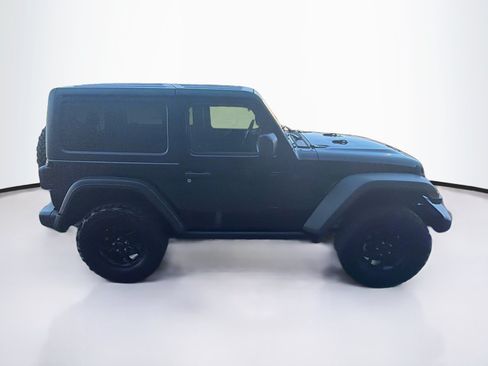 Used 2025 Jeep Wrangler Sport AWD/4WD image 10