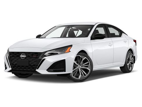 Used 2024 Nissan Altima 2.5 SR w/ SR Premium Package FWD image 4
