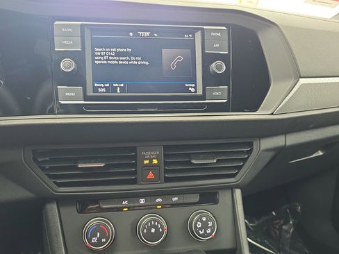 Used 2023 Volkswagen Jetta Sport FWD image 19