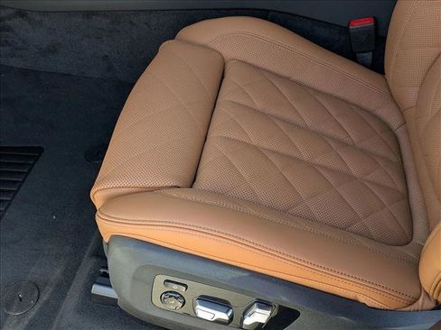 Used 2026 BMW X5 xDrive40i image 4