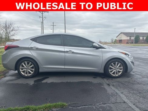 Used 2015 Hyundai Elantra SE w/ Option Group 02 image 4