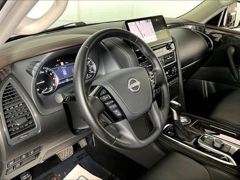 Used 2024 Nissan Armada Platinum w/ Captain's Chairs Package image 13