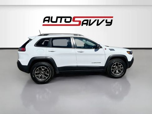 Used 2021 Jeep Cherokee Trailhawk AWD/4WD image 8