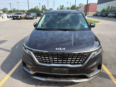 Used 2024 Kia Carnival SX Prestige FWD image 2