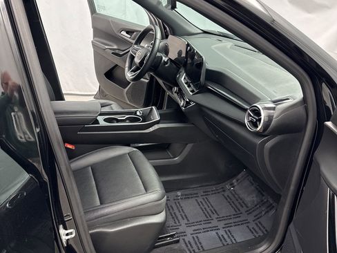 Used 2025 Chevrolet Equinox LT w/ Convenience Package II AWD/4WD image 26