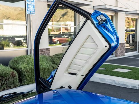 Used 1998 Lamborghini Diablo SV image 22