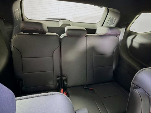 New 2026 Chevrolet Traverse RS w/ LPO, Floor Liner Package AWD/4WD image 23