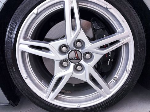 Used 2023 Chevrolet Corvette Stingray Premium Cpe w/ Z51 Performance Package RWD image 13