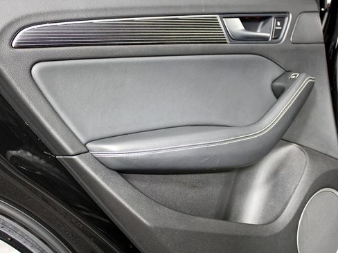 Used 2015 Audi SQ5 Prestige w/ Prestige Package image 37