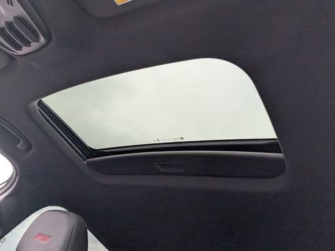 New 2026 Chevrolet Trax RS w/ Sunroof Package image 9