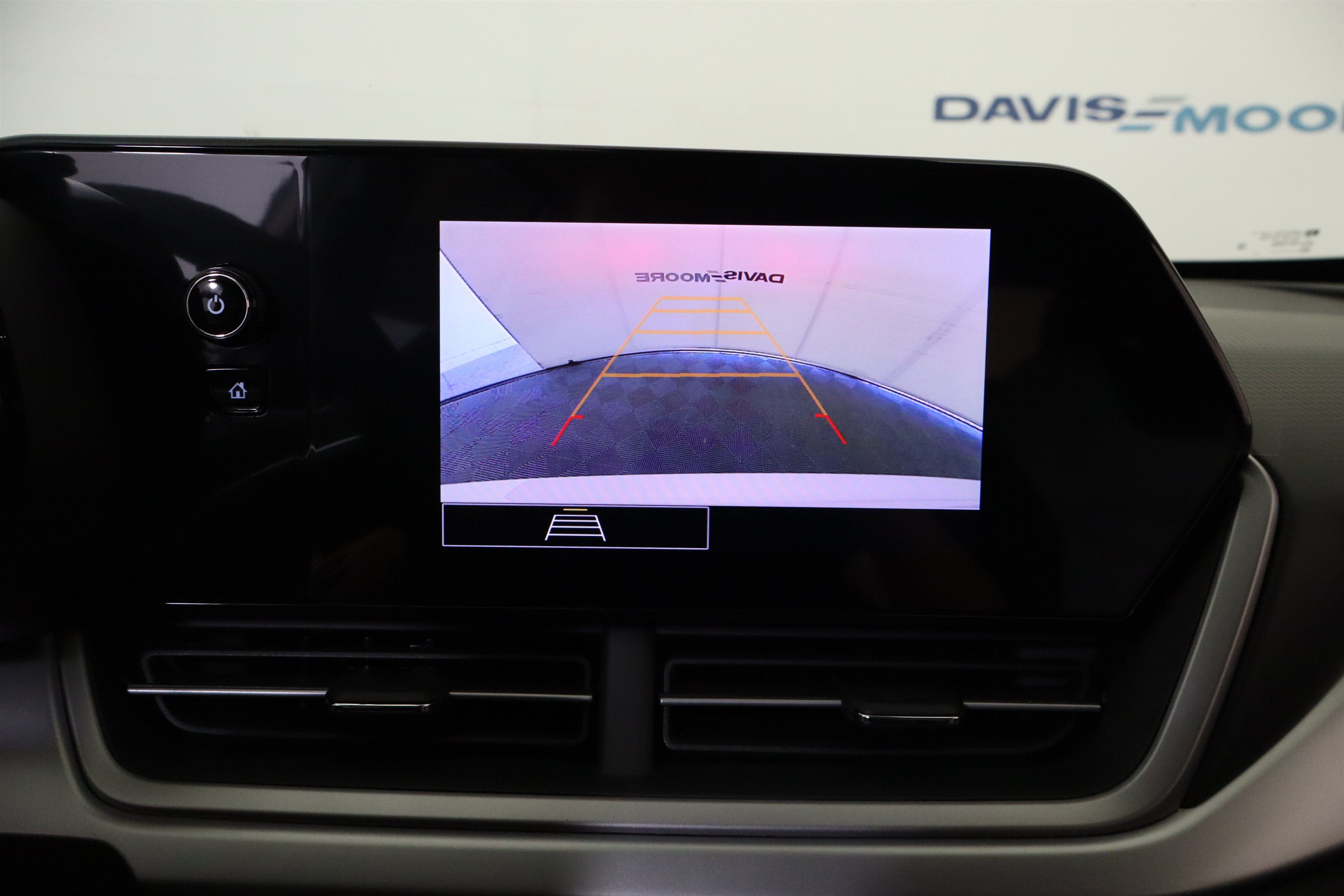 New 2026 Chevrolet Trax LS w/ LS Convenience Package FWD image 26