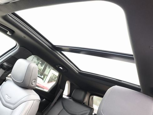 Used 2025 Cadillac XT5 Premium Luxury image 20