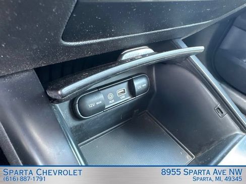 Used 2020 Kia Sorento LX FWD image 21