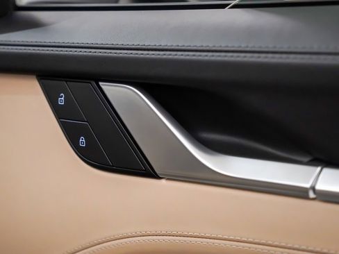 Certified 2022 Porsche 911 Carrera S image 15