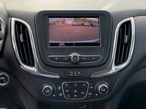 Used 2024 Chevrolet Equinox LT image 26