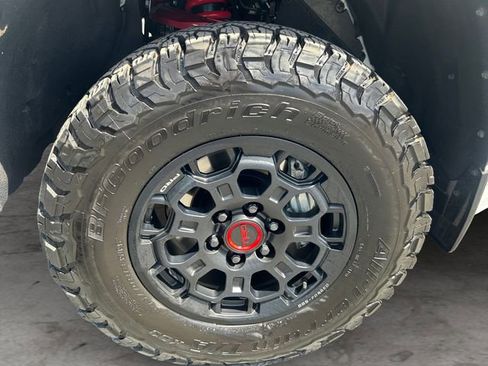 Certified 2025 Toyota Tundra TRD Pro AWD/4WD image 9