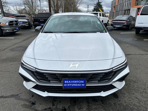 New 2026 Hyundai Elantra Sport FWD image 9