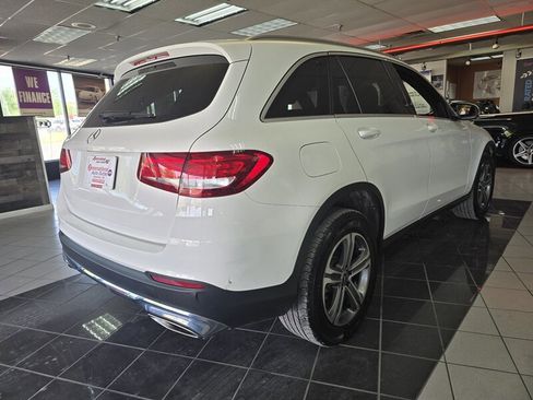 Used 2018 Mercedes-Benz GLC 300 image 4
