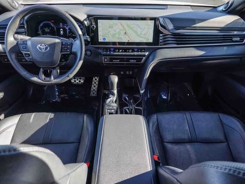 Used 2025 Toyota Camry XSE image 11