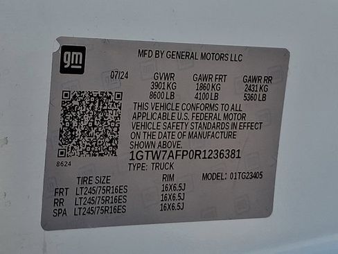 Used 2024 GMC Savana 2500 w/ Driver Convenience Package RWD image 30