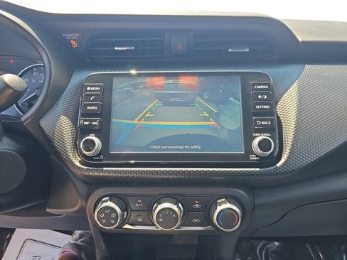 Used 2023 Nissan Kicks SV FWD image 19