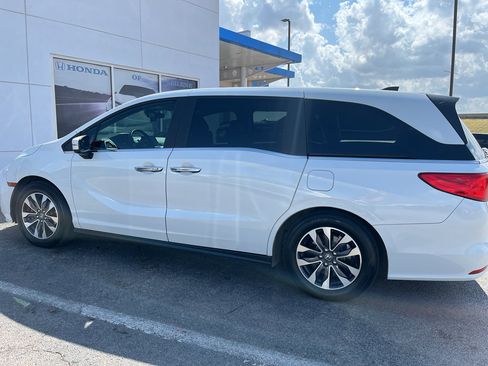 Used 2022 Honda Odyssey EX-L image 4