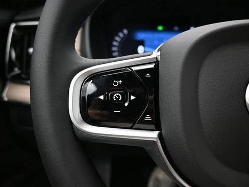 New 2026 Volvo XC90 T8 Plus w/ Protection Package Premier AWD/4WD image 27