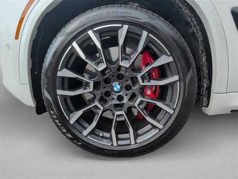 Used 2025 BMW X5 xDrive50e w/ M Sport Package AWD/4WD image 7