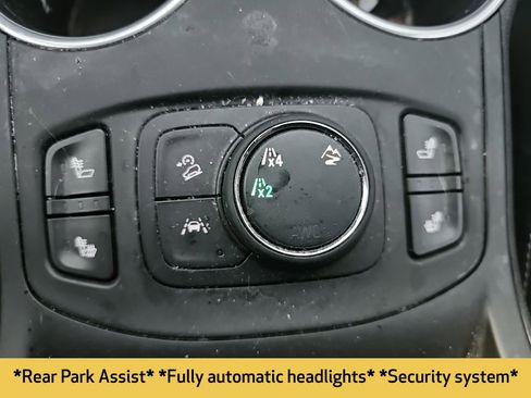 Used 2022 GMC Terrain SLE w/ Driver Convenience Package image 14