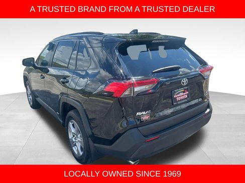 Used 2025 Toyota RAV4 XLE w/ Convenience Package AWD/4WD image 3