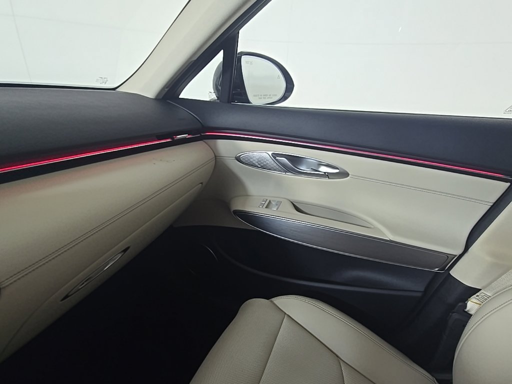 New 2027 Genesis GV70 2.5T Select AWD/4WD image 26