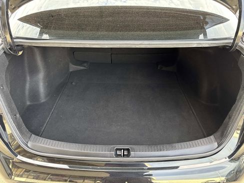 Used 2022 Toyota Corolla LE image 25