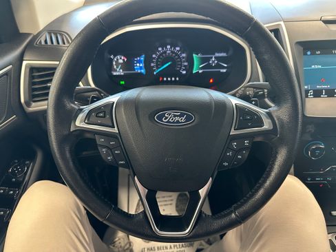 Used 2018 Ford Edge SEL w/ Equipment Group 201A AWD/4WD image 22