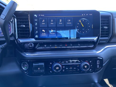 Used 2024 Chevrolet Silverado 2500 High Country w/ High Country Premium Package image 27