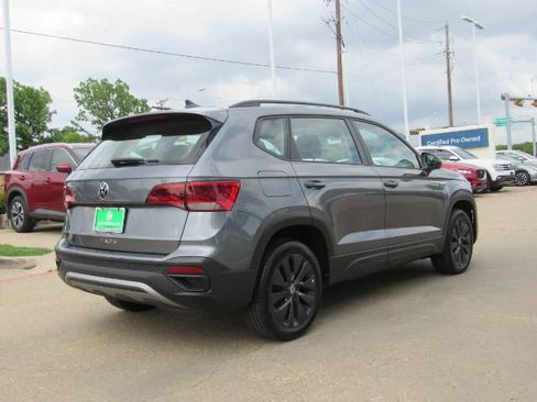 Used 2023 Volkswagen Taos S image 6