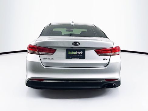 Used 2016 Kia Optima EX image 7