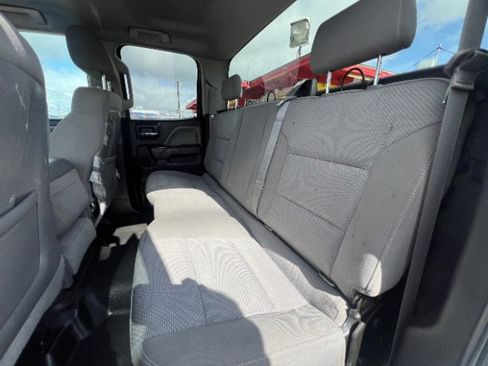 Used 2015 Chevrolet Silverado 2500 W/T w/ WT Convenience Package AWD/4WD image 11