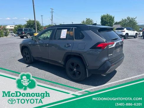 Used 2019 Toyota RAV4 XSE AWD/4WD image 2