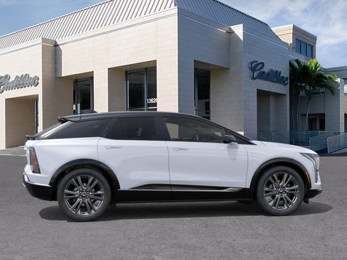 New 2026 Cadillac Optiq Sport 2 w/ LPO, Floor Liner Package RWD image 5