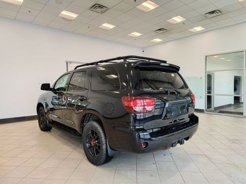 Used 2021 Toyota Sequoia TRD Pro AWD/4WD image 5