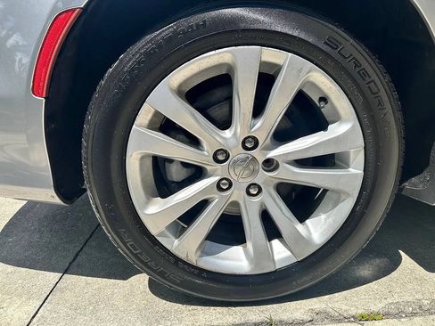 Used 2015 Chrysler 200 Limited FWD image 43