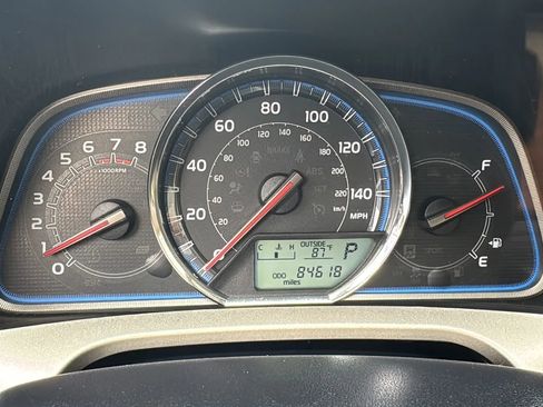Used 2013 Toyota RAV4 Limited FWD image 11