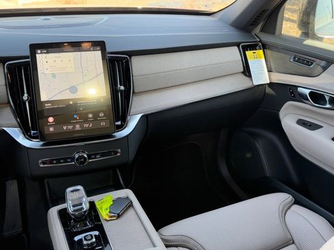 New 2026 Volvo XC90 B6 Ultra w/ Protection Package Premier image 13