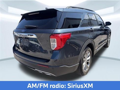 Used 2023 Ford Explorer XLT w/ Equipment Group 202A RWD image 8