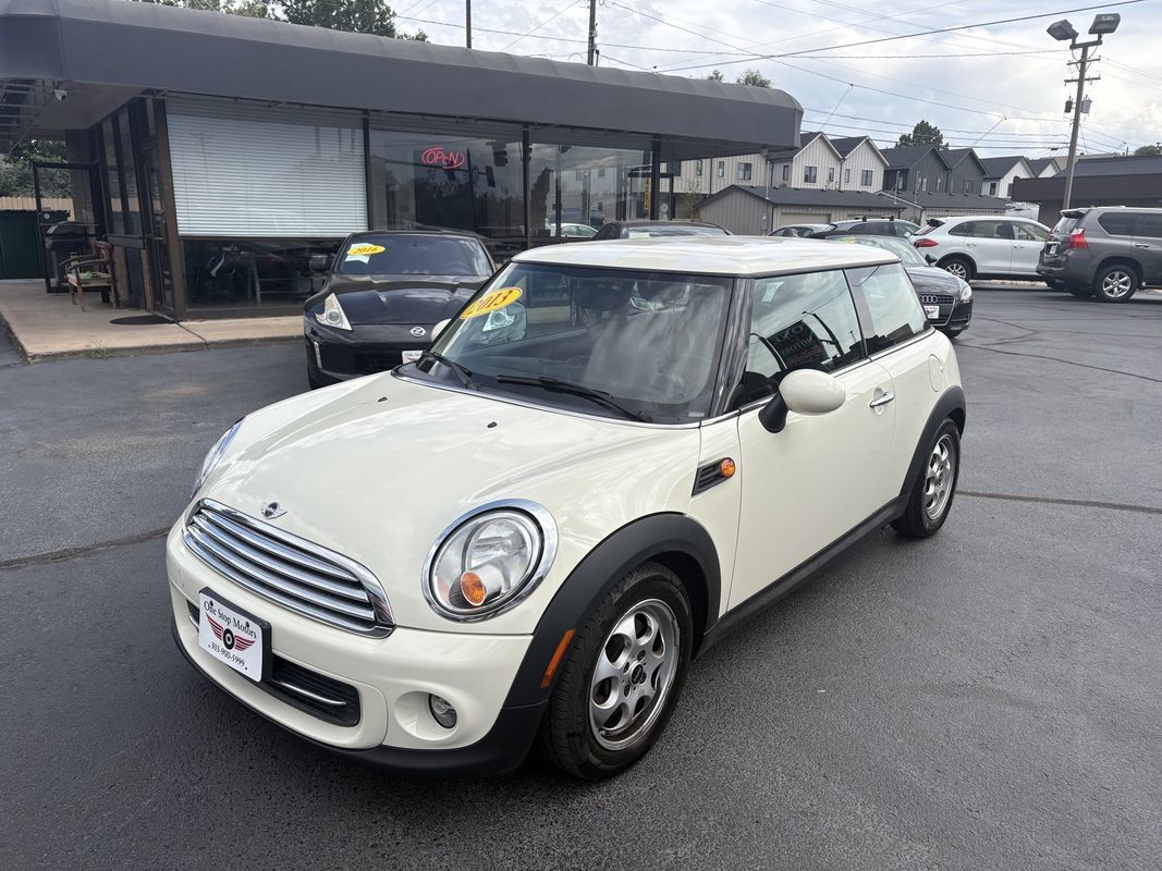 Used 2013 MINI Cooper Hardtop FWD image 1
