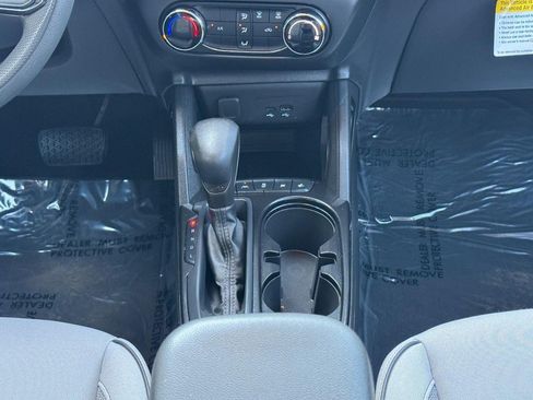 Used 2024 Chevrolet TrailBlazer LS w/ LS Convenience Package FWD image 17